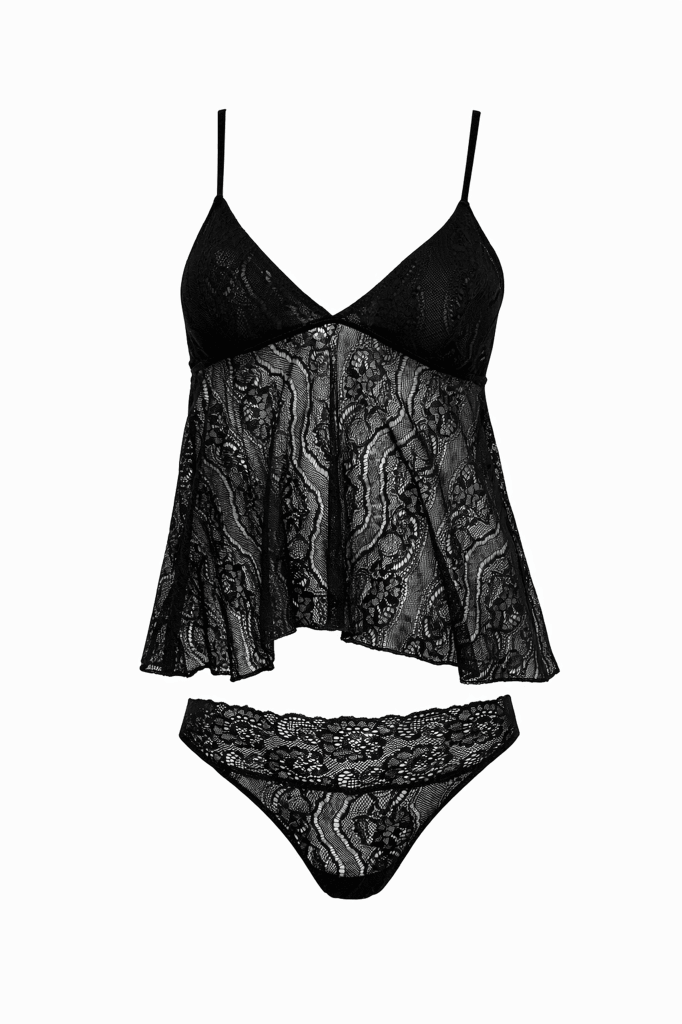 Askılı Siyah Özel Dantelli Baybdoll ve String Set